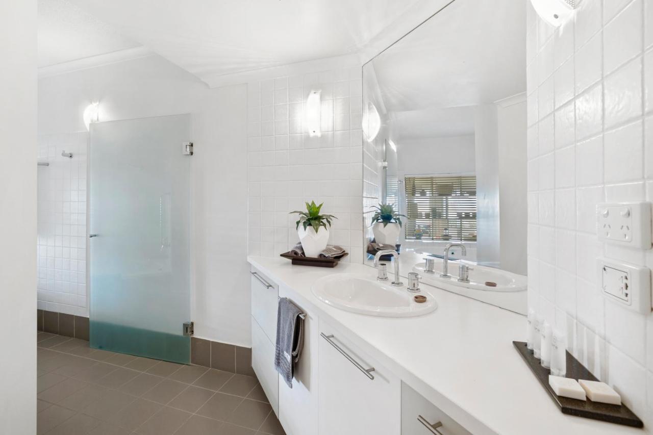 Lorne Beachfront Accommodation Екстер'єр фото